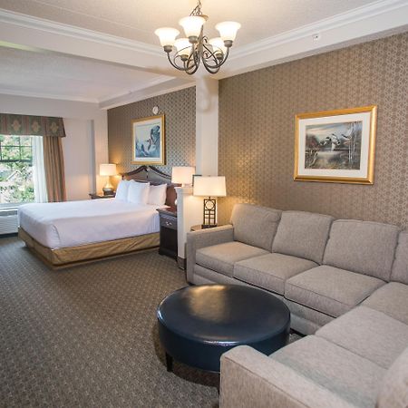 Fort William Henry Hotel Lake George Esterno foto