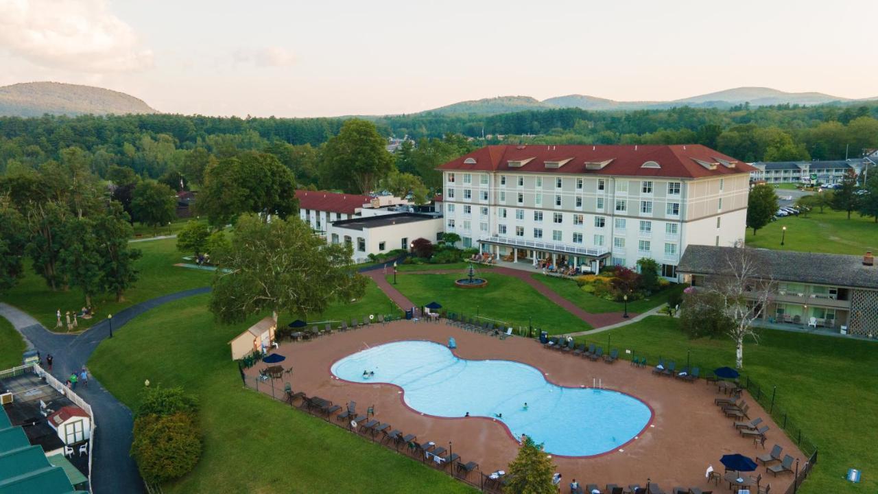 Fort William Henry Hotel Lake George Esterno foto
