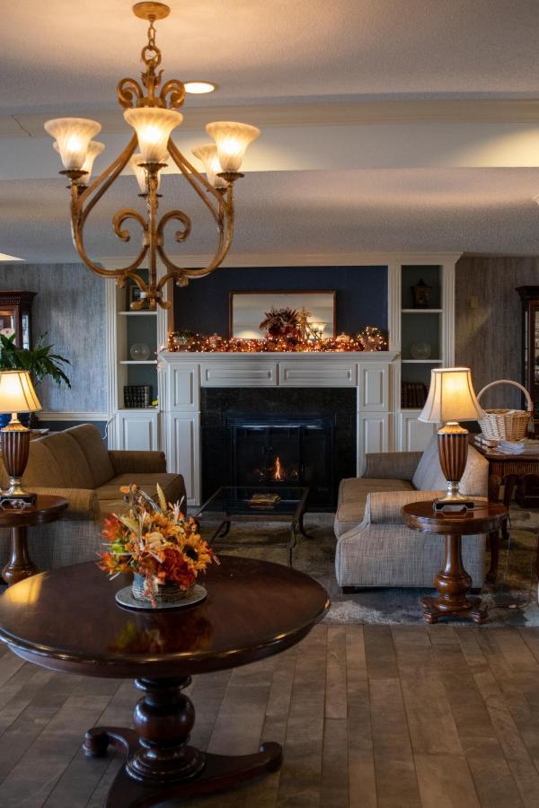 Fort William Henry Hotel Lake George Esterno foto