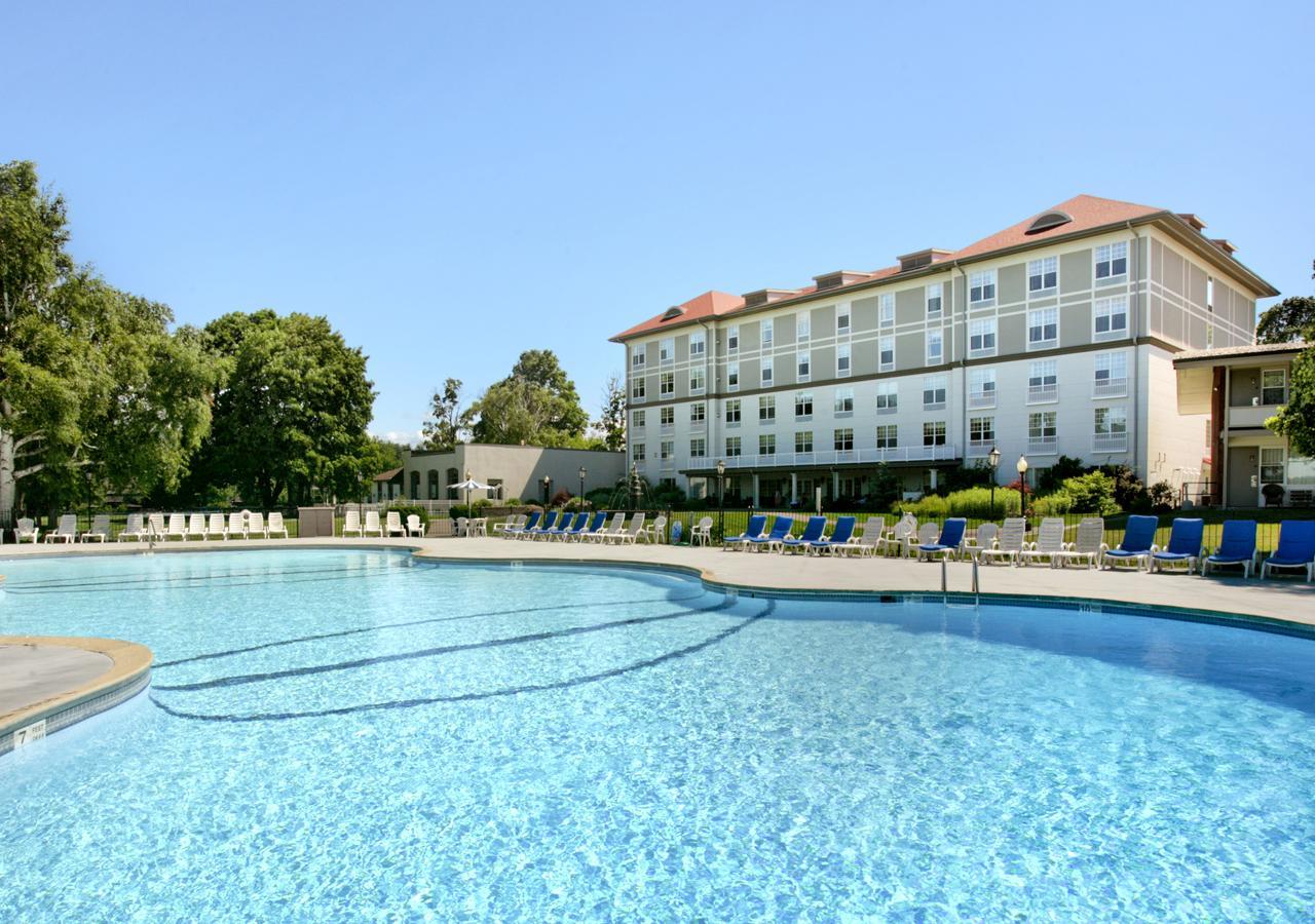 Fort William Henry Hotel Lake George Esterno foto